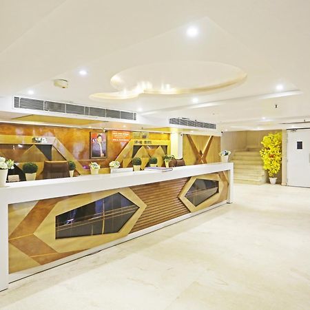 Hotel Aman Imperial Just A Minute Away From New Delhi Railway Station And Connaught Place Exteriör bild