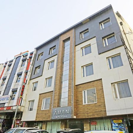 Hotel Aman Imperial Just A Minute Away From New Delhi Railway Station And Connaught Place Exteriör bild