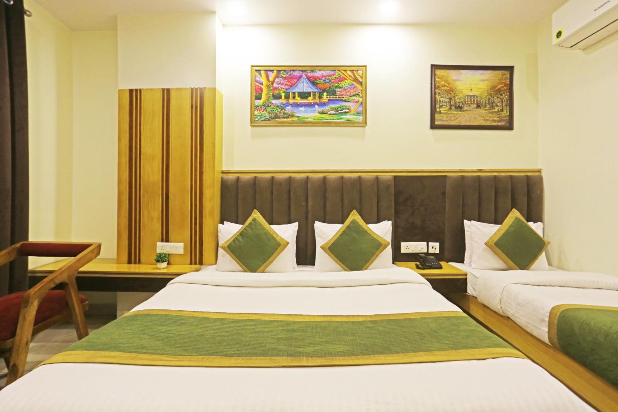 Hotel Aman Imperial Just A Minute Away From New Delhi Railway Station And Connaught Place Exteriör bild