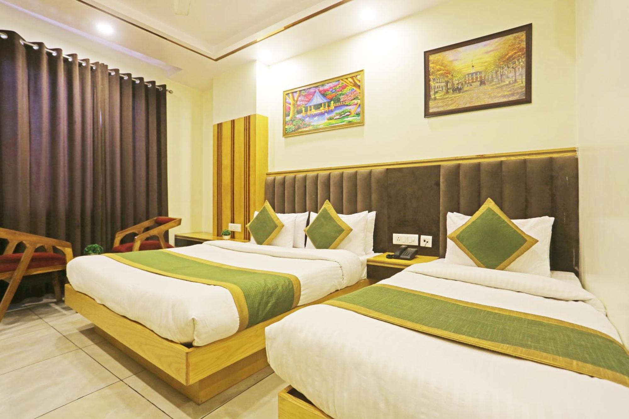 Hotel Aman Imperial Just A Minute Away From New Delhi Railway Station And Connaught Place Exteriör bild