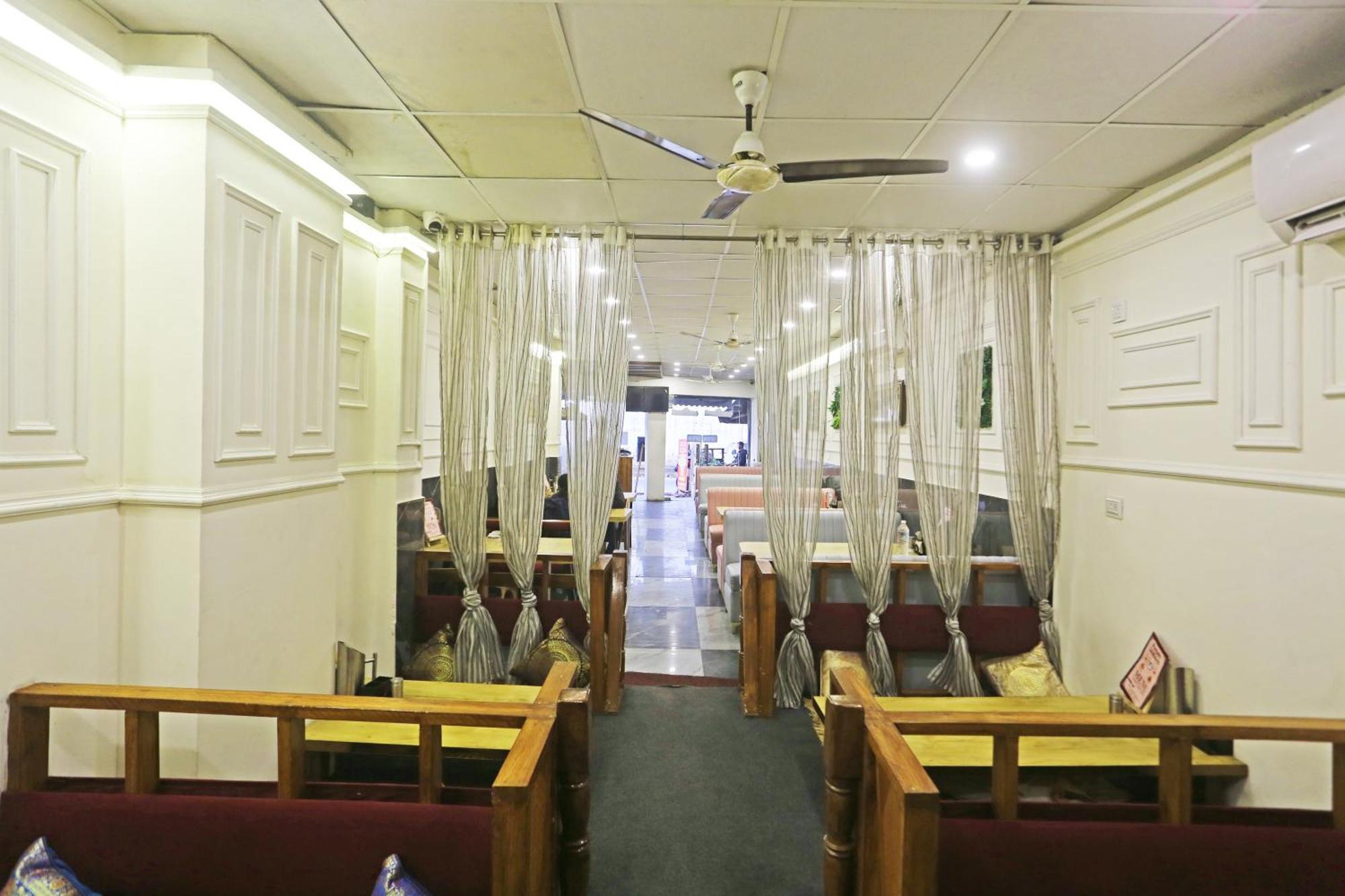 Hotel Aman Imperial Just A Minute Away From New Delhi Railway Station And Connaught Place Exteriör bild