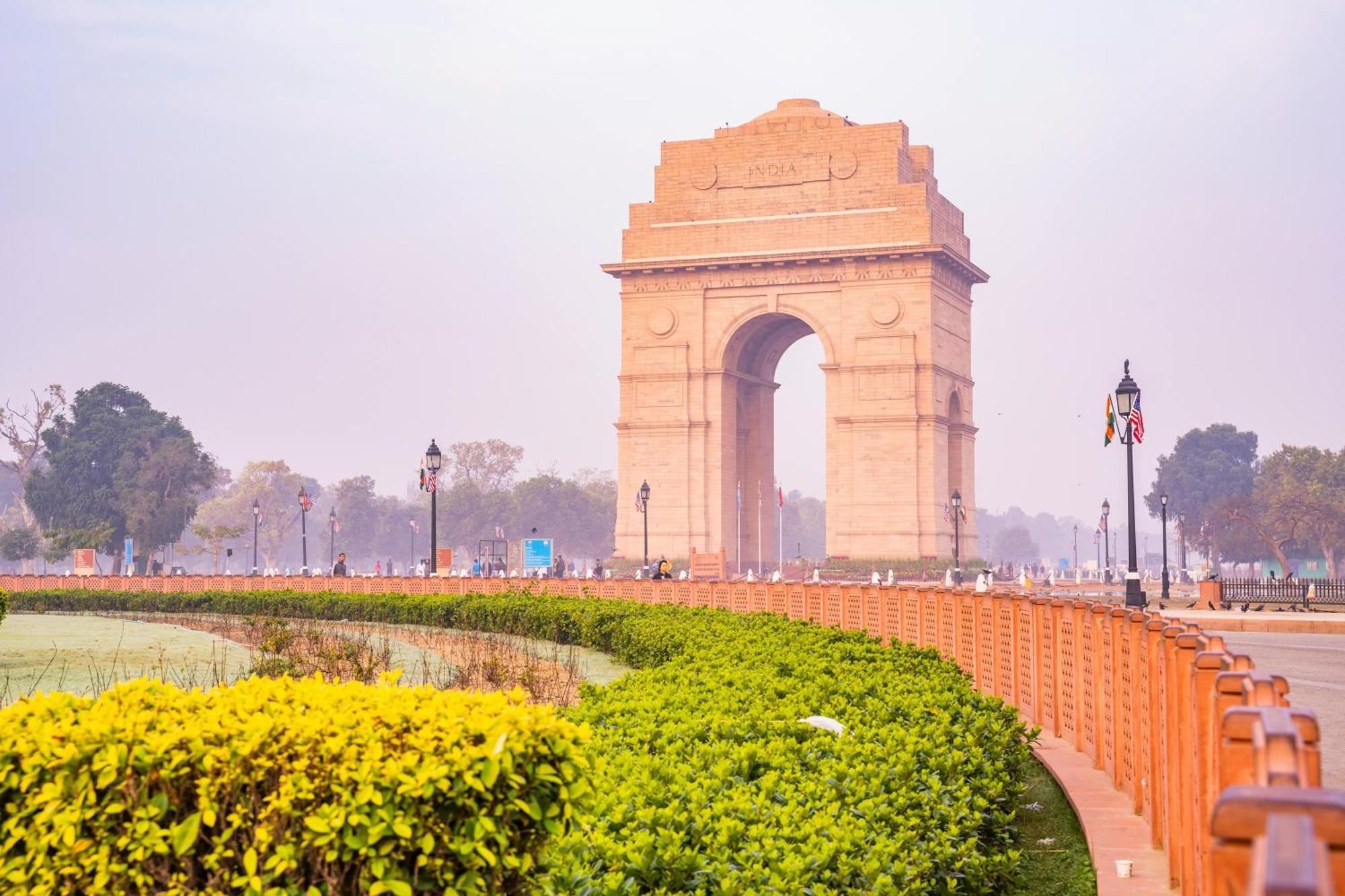Hotel Aman Imperial Just A Minute Away From New Delhi Railway Station And Connaught Place Exteriör bild